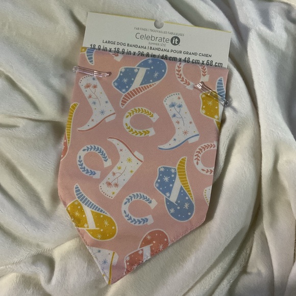 🚫SOLD🚫Bundle of Bandanas for Dogs Cowgirl Howdy NWT Pastel Rodeo - Picture 3 of 5